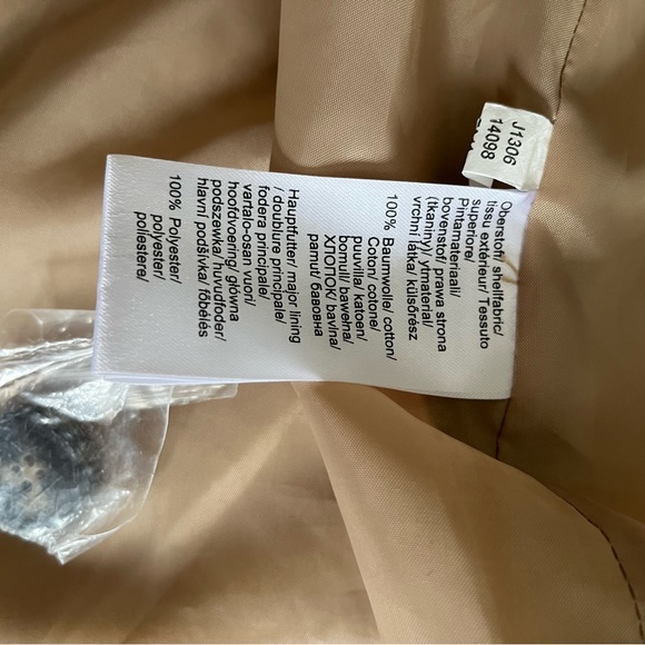 Beige trench coat - Picture 4 of 6